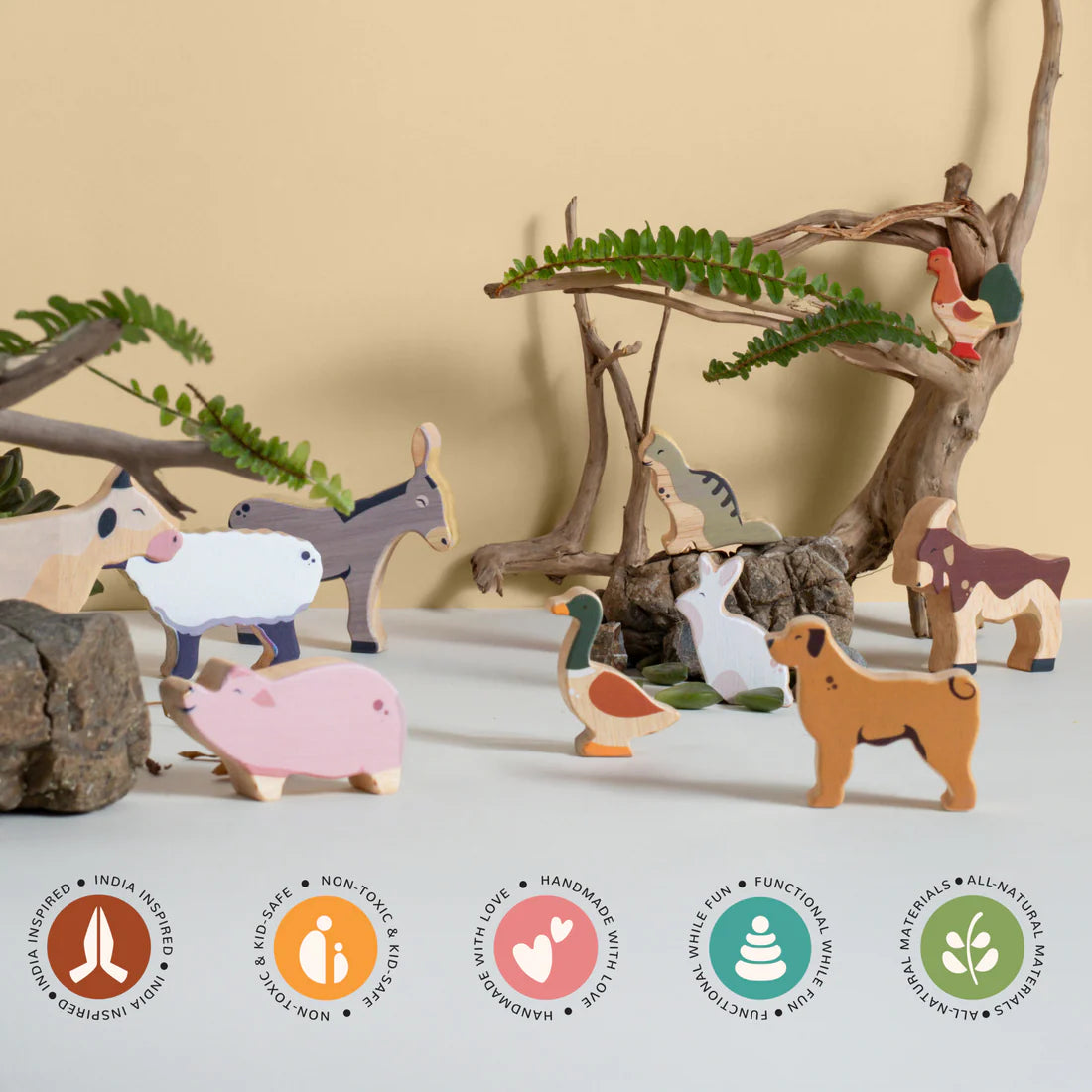 Gubbachhi  Once Upon A Farm - 10 Animals, 8 Peg Dolls, Play Mat & Story Booklet