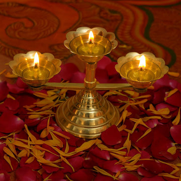 Pure Source India Pure Brass Flower Design 3 Mukhi Diya/Lamp