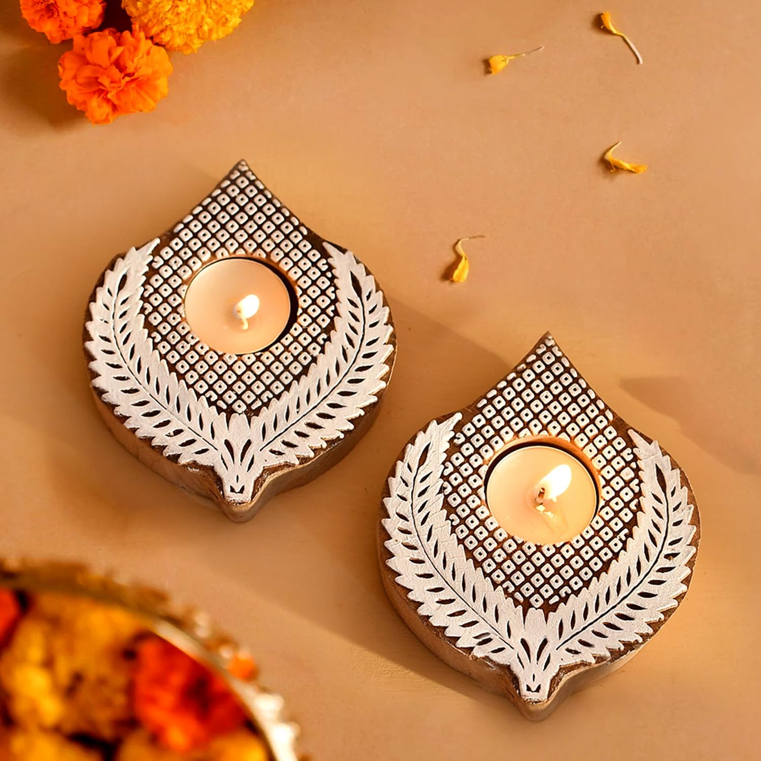 TIED RIBBONS Set of 2 Handicraft Wooden Leaf Design Tealight Candle Holder Stand