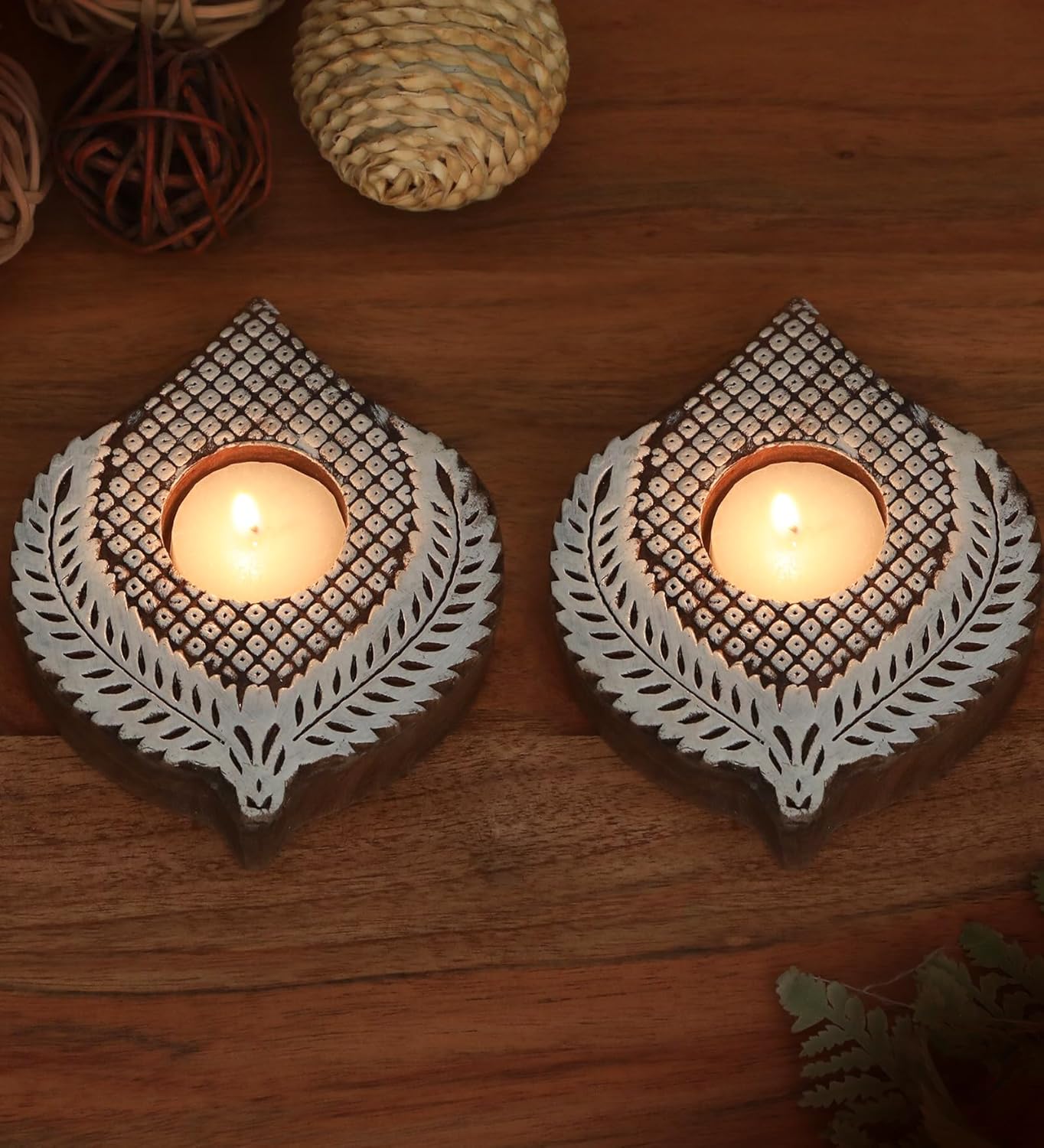 TIED RIBBONS Set of 2 Handicraft Wooden Leaf Design Tealight Candle Holder Stand