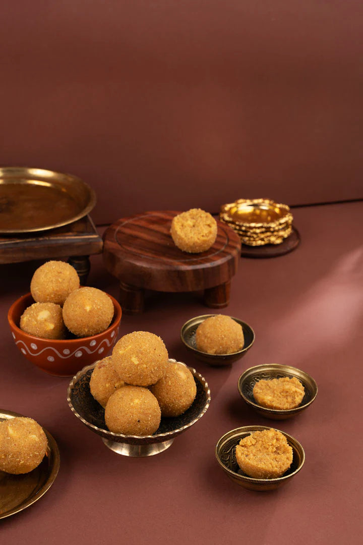 Pothgaal Sweets Besan Laddu | Authentic Indian Delight