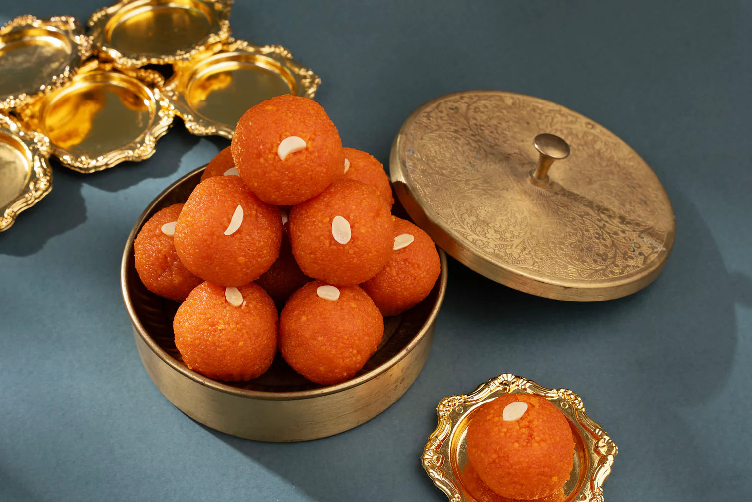 Pothgaal Sweets Motichur Laddu