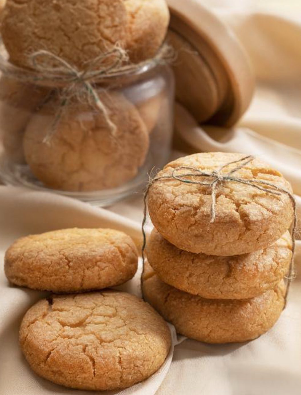 Niloufer Osmania Biscuits Premium Pack - 400 G