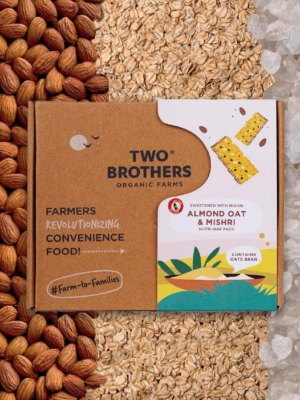TWO BROTHERS ORGANIC FARMS ALMOND OAT & MISHRI NUTRI-BAR PACK - 9 BARS